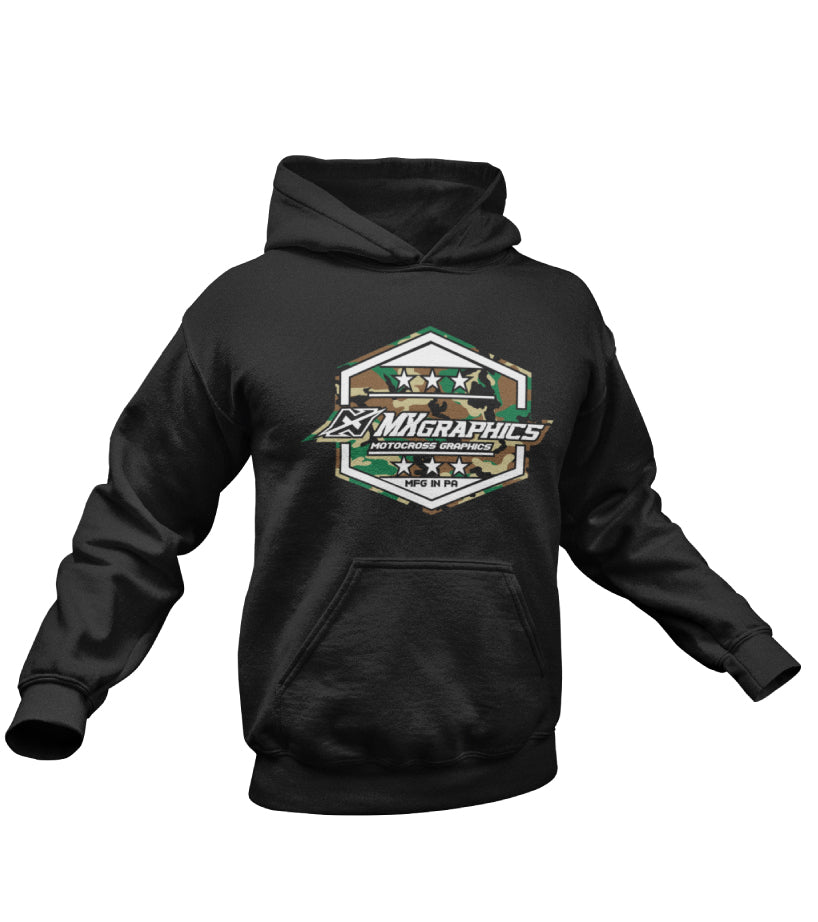 camo print badge hoodie